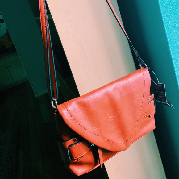 Purse - Picture 2 of 2